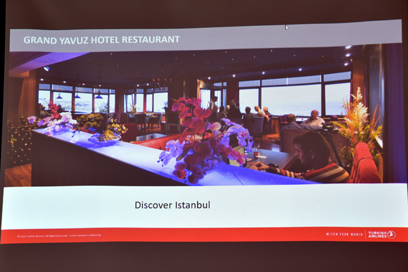 屋上レストランからの眺めも素晴らしい