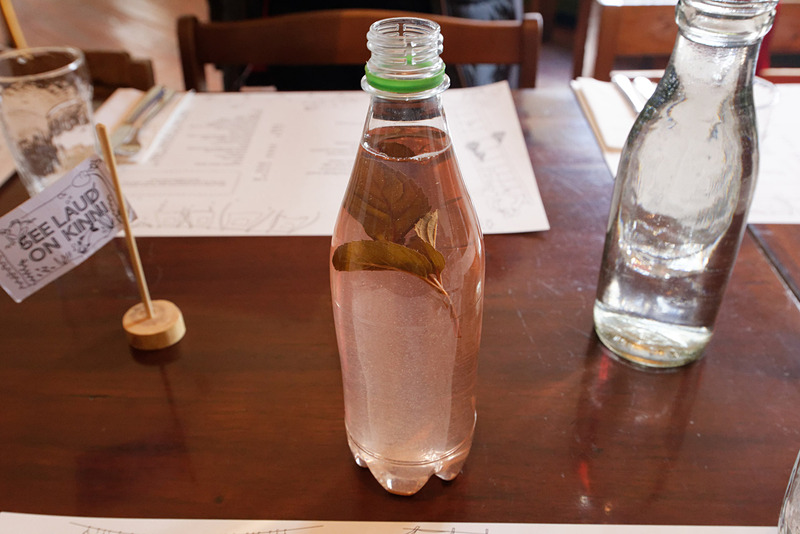 ルーバーブジュース。梅ジュースに限りなく近い