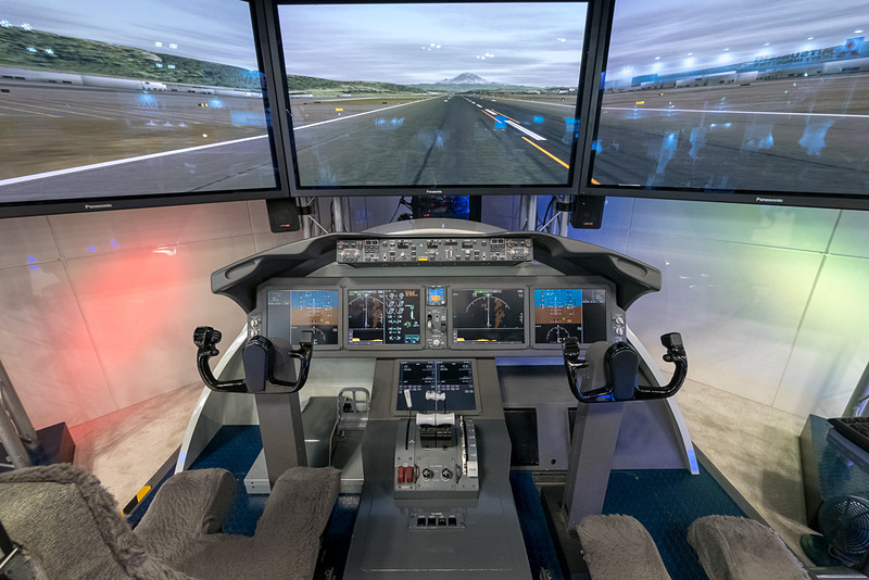 人気を集めるボーイング 787型機のシミュレータ