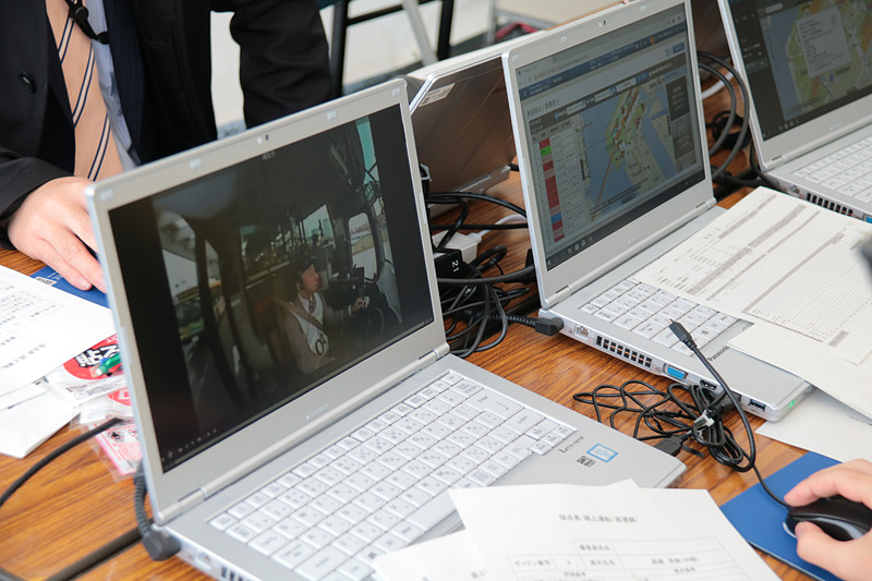 路上競技の模様。実際の公道を使用して、その正確さを競うものであるが、通信対応のドライブレコーダやデジタコのデータなどをリアルタイムで審査員がモニタリングする現代的な審査方法だったのは驚き