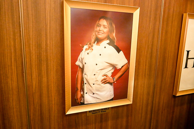 番組の優勝者がメインシェフとして腕を振るっています。現在はシーズン17の優勝シェフ、Michelle Tribbleさんが担当しています