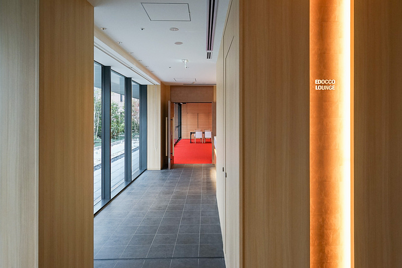 EDOCCO LOUNGEの入口