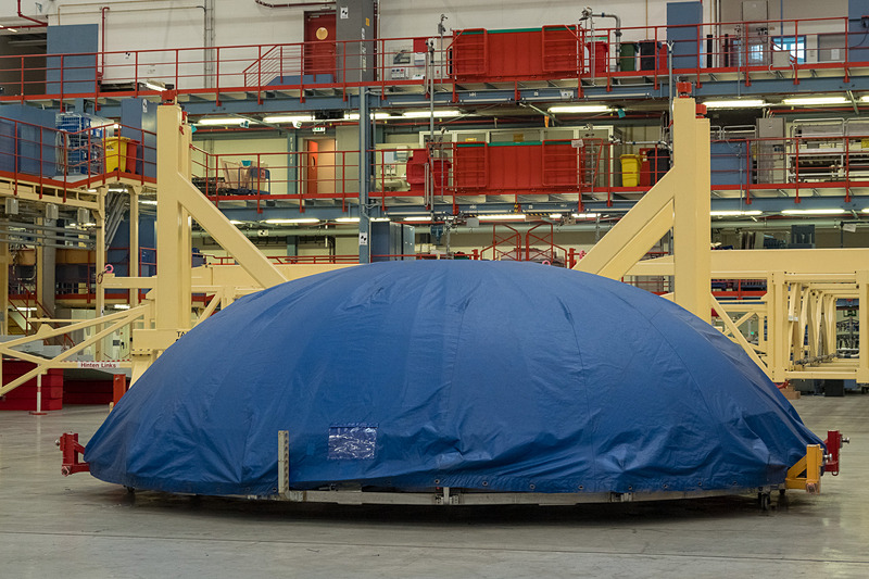 CFRP製の圧力隔壁