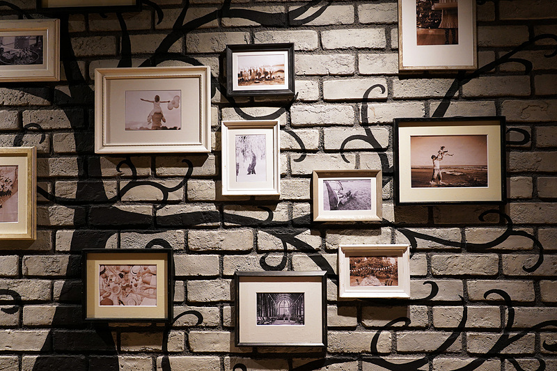 ニューヨークのダウンタウンの街並みを意識したポップで遊び心のあるストリートアートが施されている「THE HANEDA HOUSE」。気に入った場所で写真を撮って楽しんでほしいとのこと