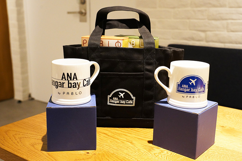 オリジナルグッズは年明け以降、通販サイトの「ANAショッピング A-style」で購入することができる