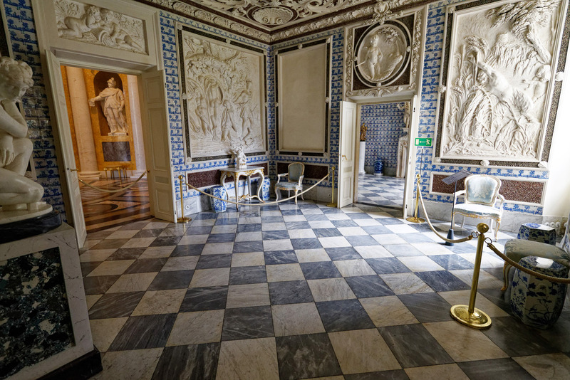 隣のこの部屋には浴槽があったという