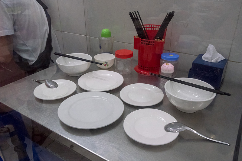 オバマ元大統領の写真や、訪問時の食器などをそのまま残す