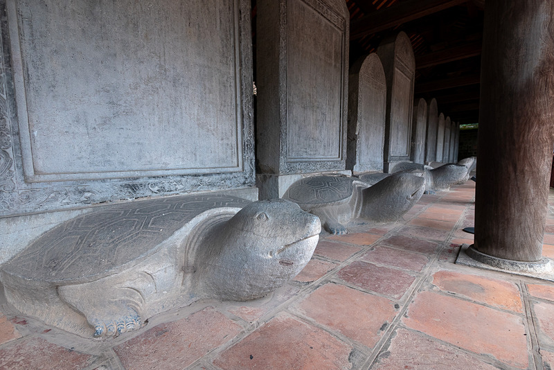 そして、世界記憶遺産に登録されている亀の石像もここにある