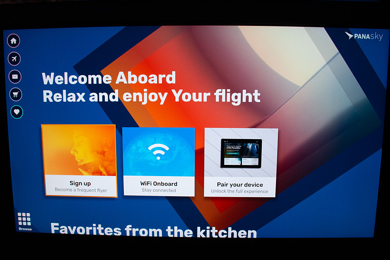ディスプレイではクラウドを介して地上と接続したPanaSkyソリューションを提供