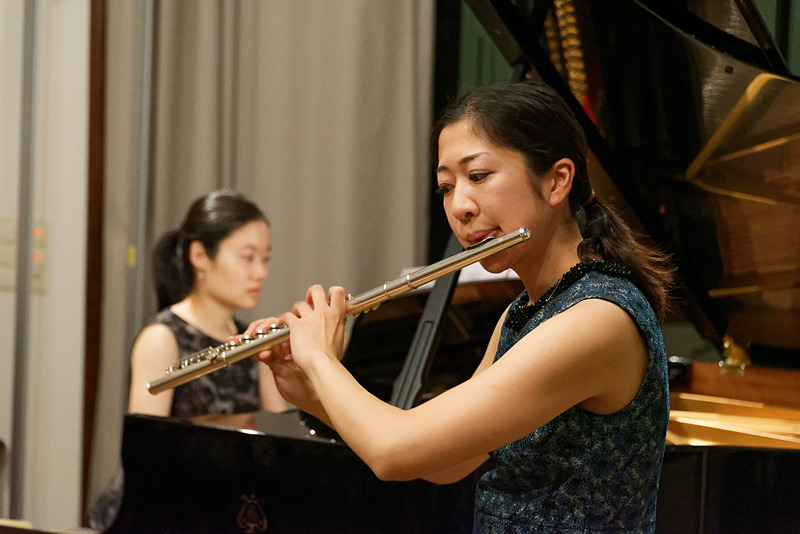 ライプツィヒの音楽大学で学ぶ日本人女性2人の演奏も堪能