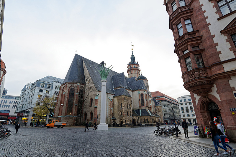 そのベストアングルスポットから撮ったニコライ教会