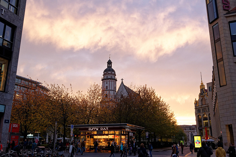 夕暮れの聖トーマス教会