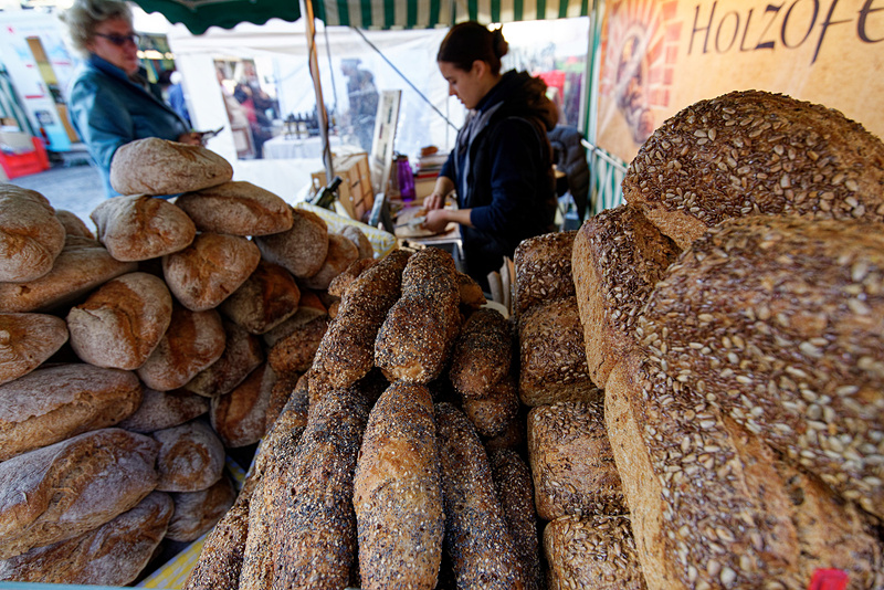 日本ではあまり見ないユニークなパンも