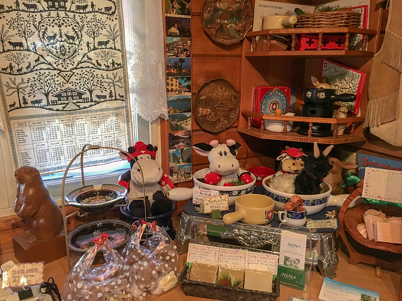 フォンデュ鍋も売ってます