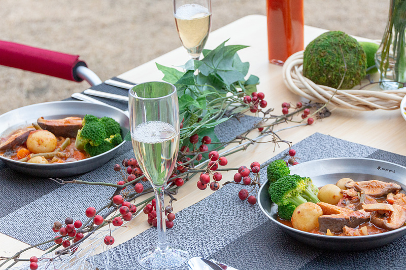 ちょっと贅沢なキャンプ、グランピングも楽しめる