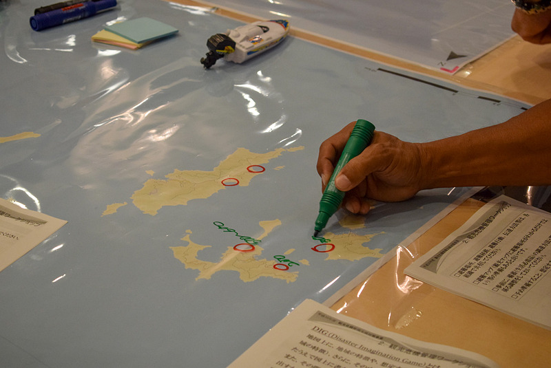 人の集まるところに印をつけ、何人集まるかを書き込む