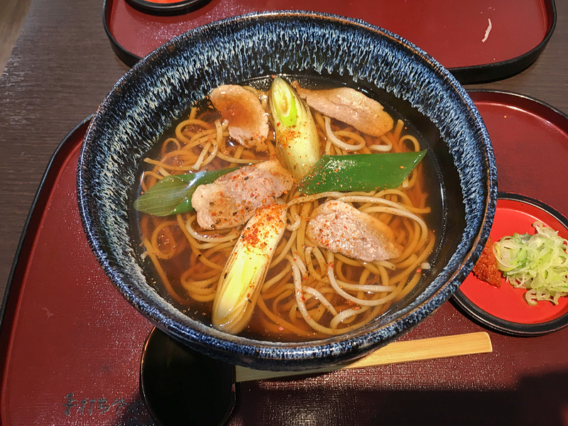 温かい鴨南蛮そば