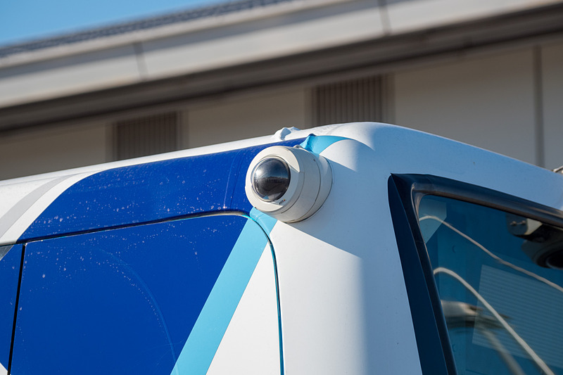 車外に取り付けられているDispatcher用カメラや障害物検知用のLiDAR