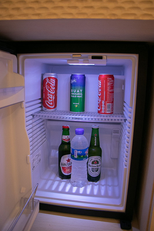 冷蔵庫とミニバー