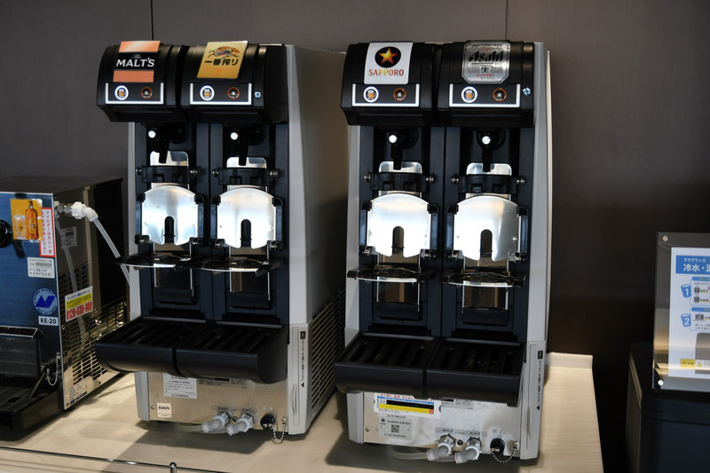 ビールサーバーは4銘柄から選ぶことができる