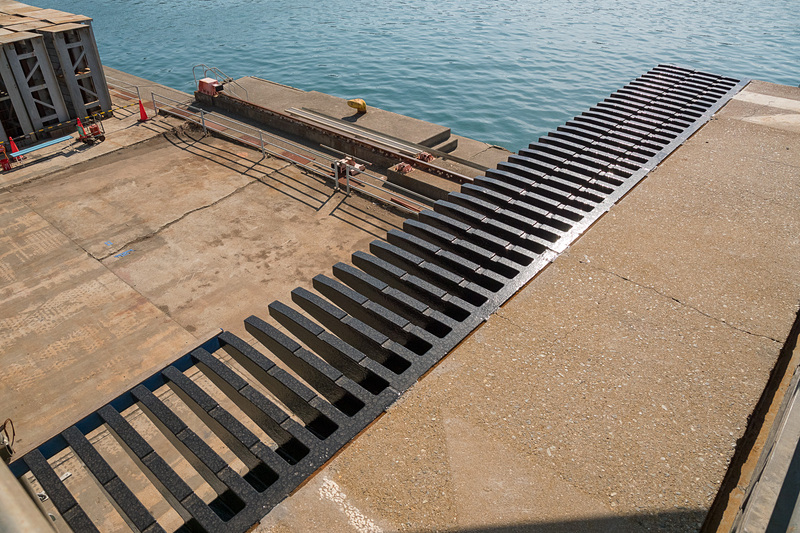 ジョイント部品も従来の橋桁から再利用している