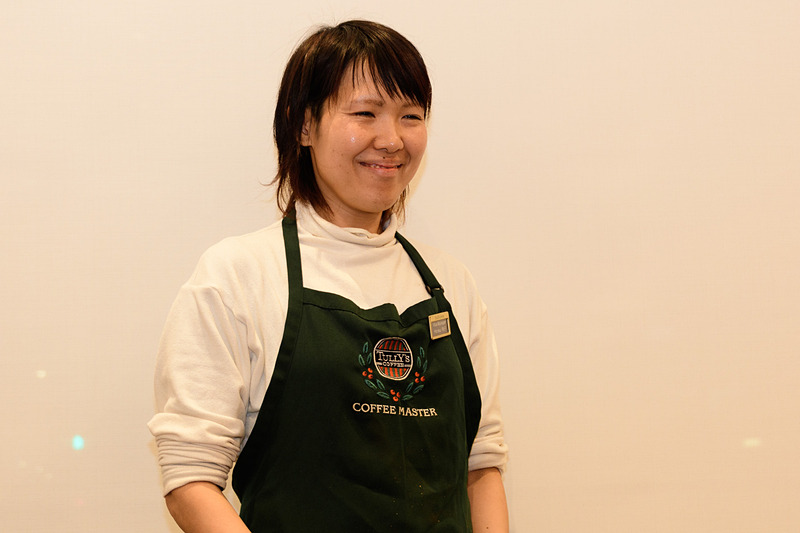 タリーズコーヒージャパン株式会社 バイスマネージャー コーヒーマスター 秋田さん