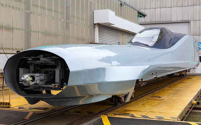 ALFA-Xの前側。連結器下はE5系とよく似たデザイン。下部にはスノープラウが装備されるはず