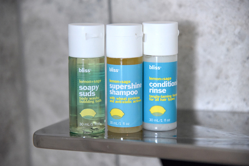 バスアメニティはBlissの「lemon+sage」シリーズ