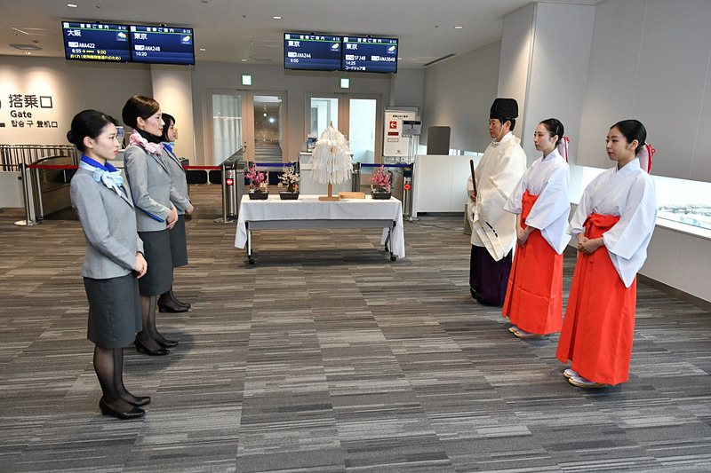 「梅鉢の手渡し式」がスタート