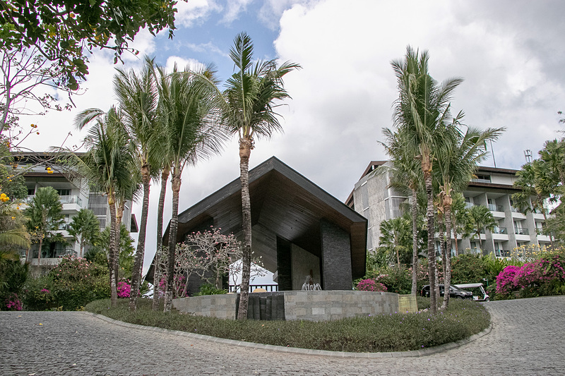 「リンバ ジンバラン バリ by アヤナ」のウェストロビー