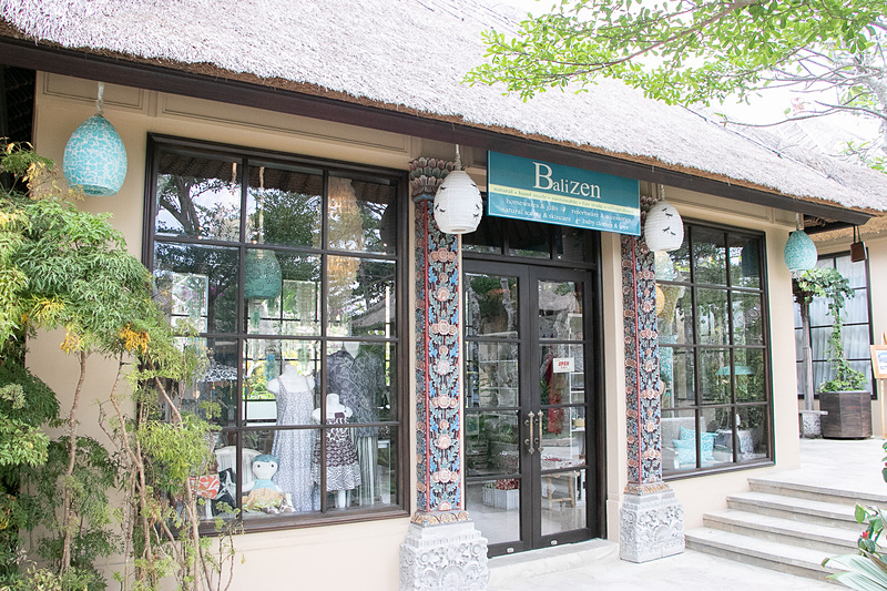 さまざまなショップがあり、お土産バリエーションも豊富だ