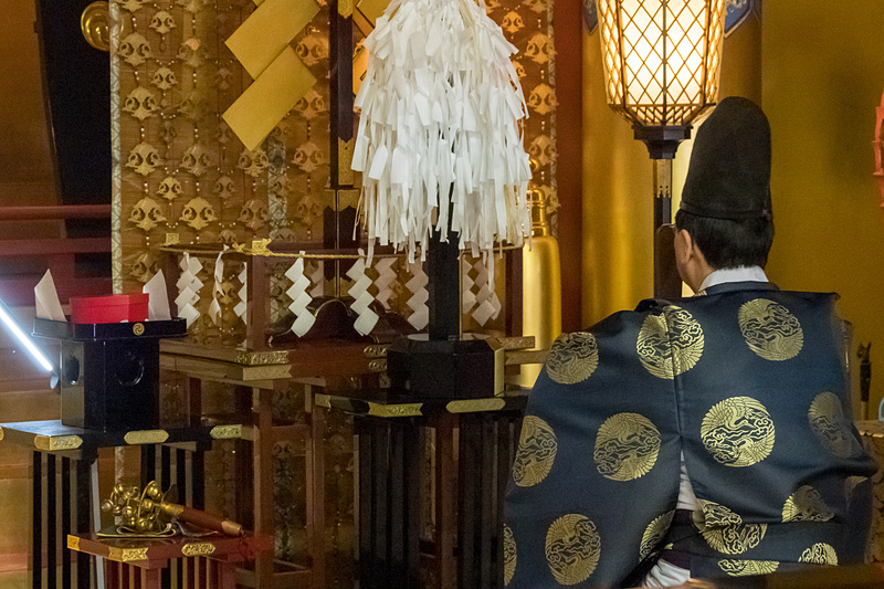 お祓いや祝詞奏上、鈴払い、玉串奉奠と粛々と神事が進められた