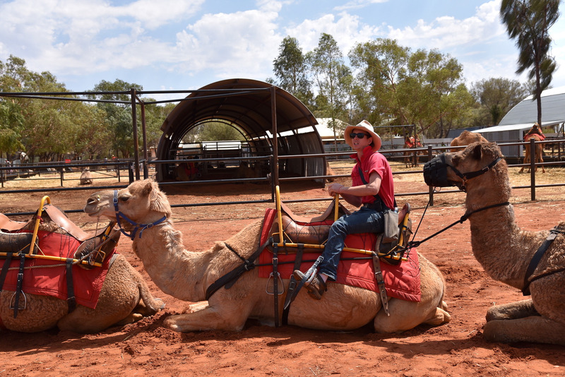 乗り方のレクチャー。立ち上がるときは重心を後ろに！