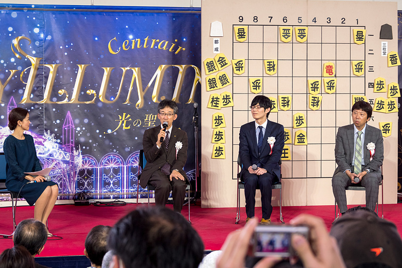 斎藤慎太郎王座、佐藤康光九段、杉本昌隆七段によるトークショー