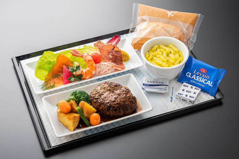 有料機内食メニューの洋食