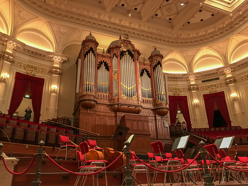 美しいパイプオルガン