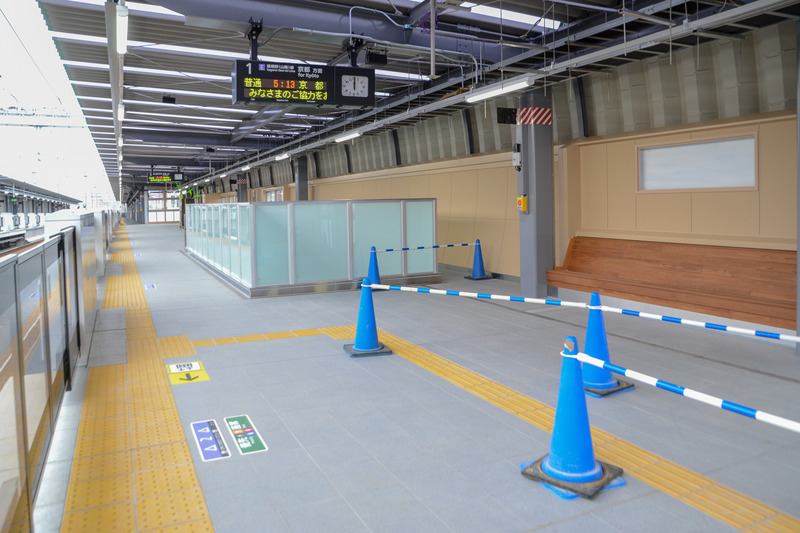 京都駅側のホーム幅は6.7m