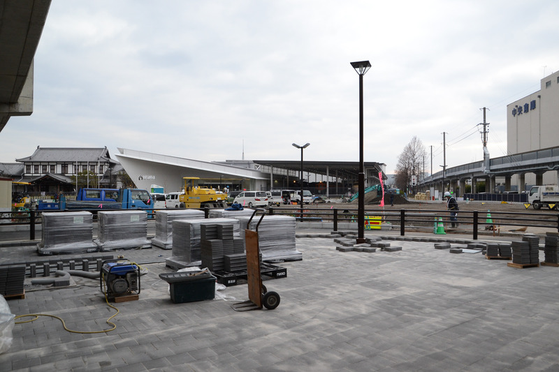 改札を出ると目の前が京都鉄道博物館