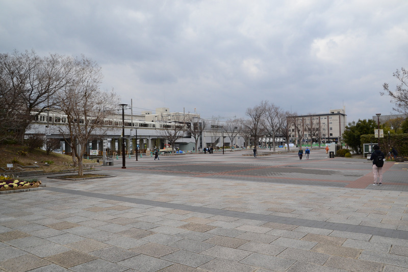 京都水族館方面から歩いてくると見える景色