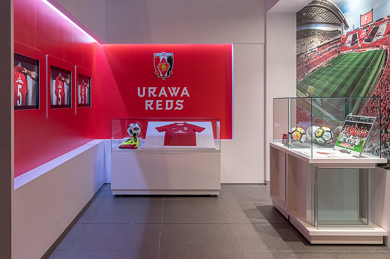 浦和レッズコーナーを新設。現在は一部準備中だが、近日中に選手のユニフォームを展示するなど、内容を充実させていくという