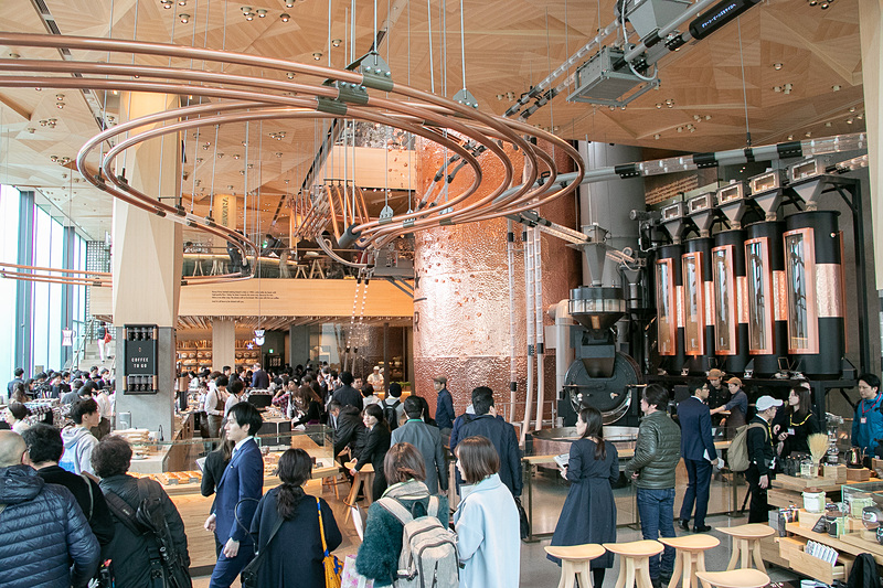 「スターバックス リザーブ ロースタリー東京」1階