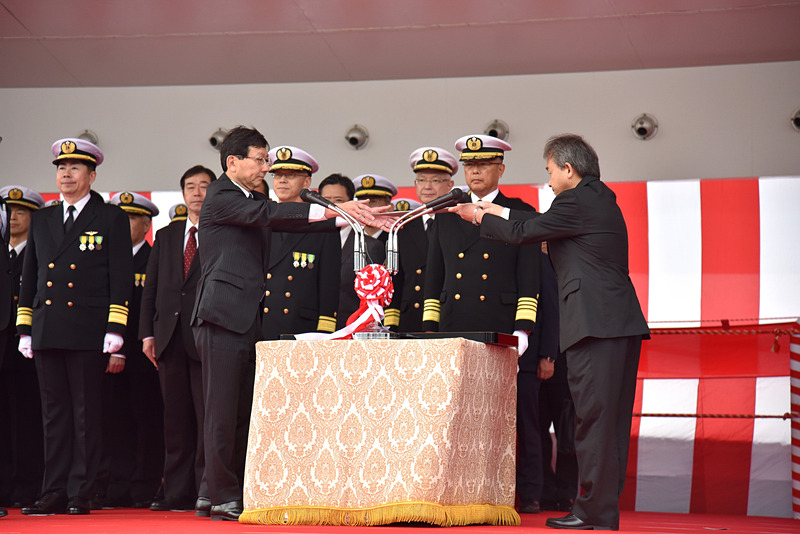 引渡書を防衛装備庁外園博一防衛技監へ