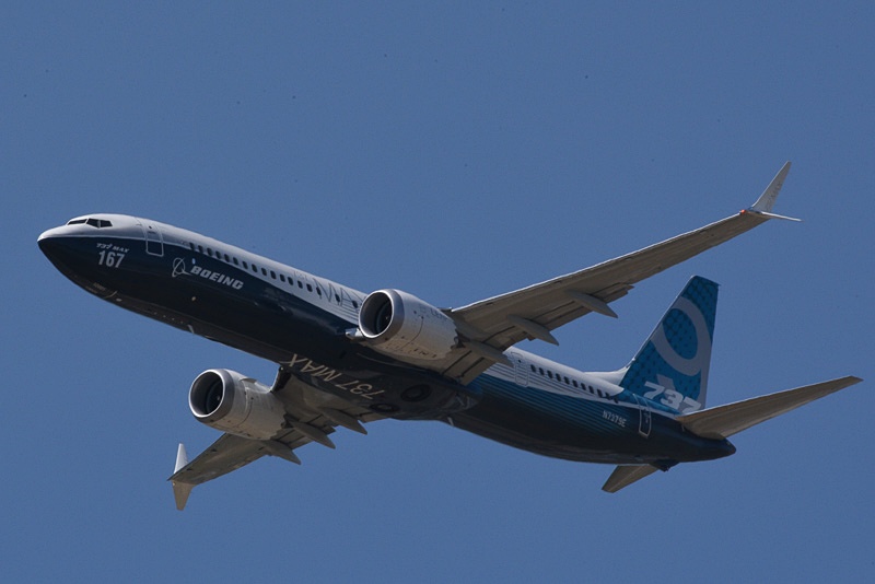 国土交通省はボーイング 737 MAX 8/9型機の日本国内への乗り入れを停止する