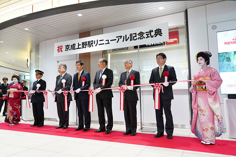 最後はテープカットセレモニー