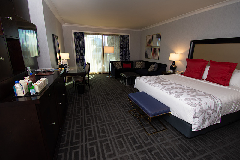 写真は記者が泊まったオクタヴィアスタワーではなく、パレスタワーの「Standard Room」