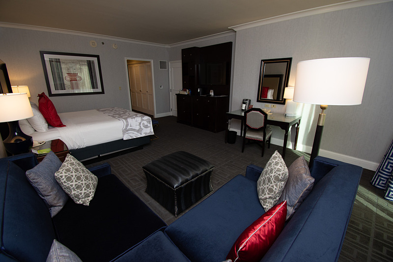 部屋の様子を四隅から