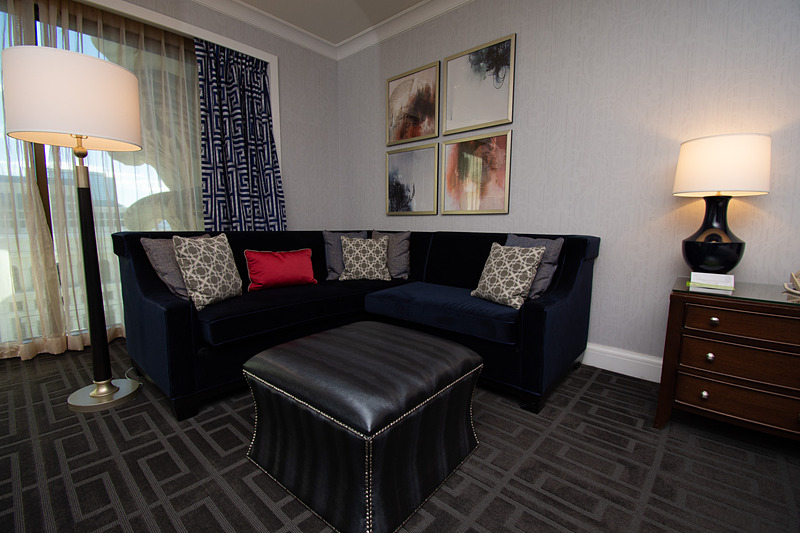 コーナーソファ