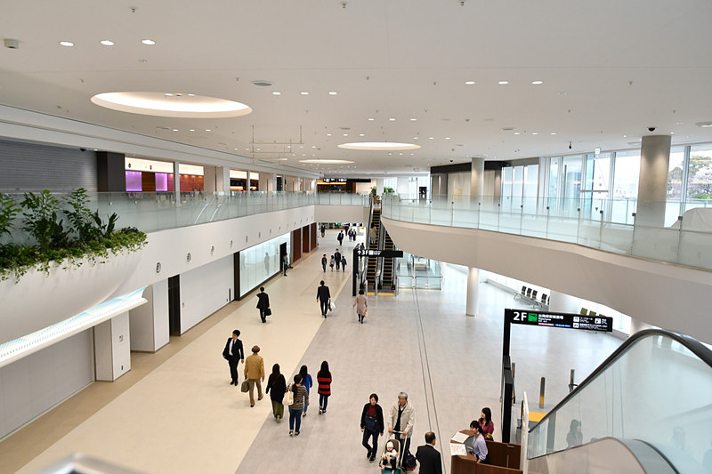 3階から2階を見下ろしたところ