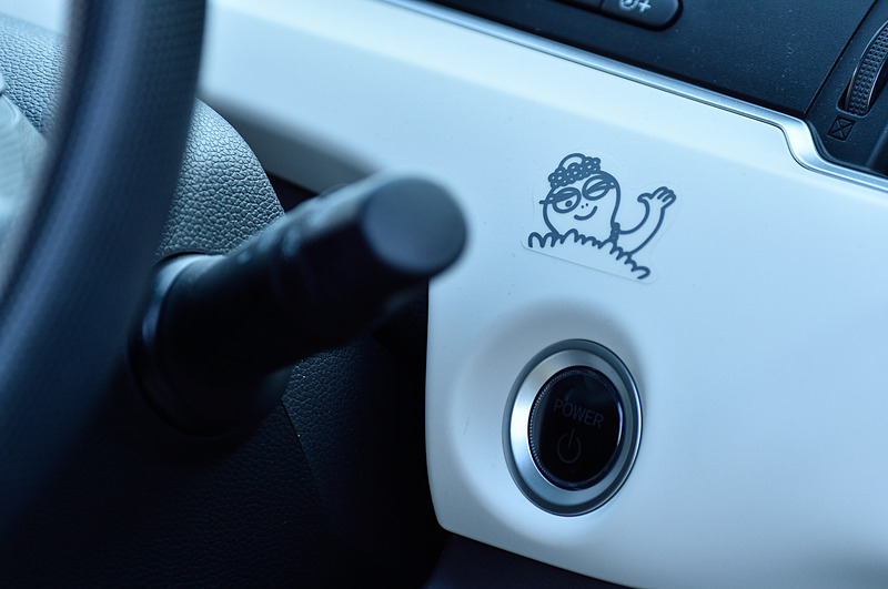 バーバパパコレクションのアイテム。こちらはインテリア用でインテリアステッカーにアイボリー色のインテリアパネルなど用意。