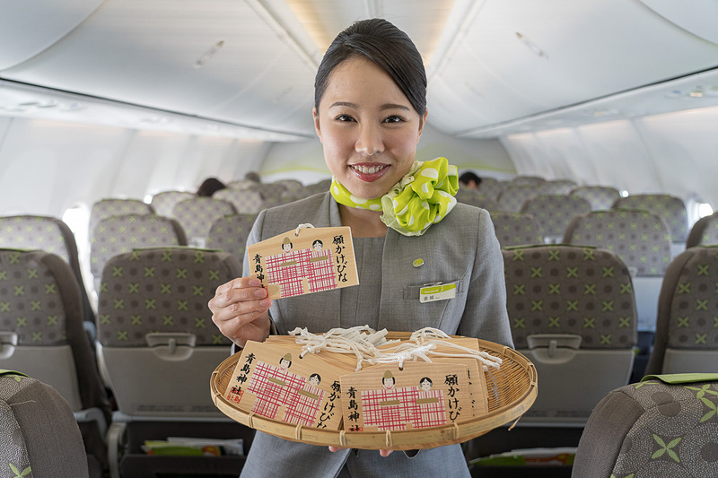 続いて登場したのが青島神社の絵馬